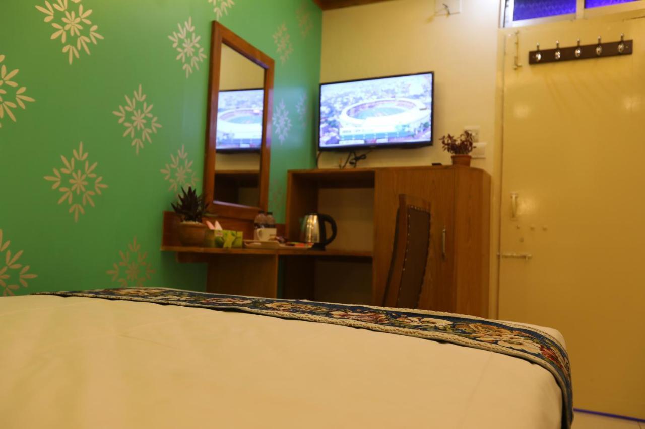 Hotel Shalimar Int'L ダッカ エクステリア 写真